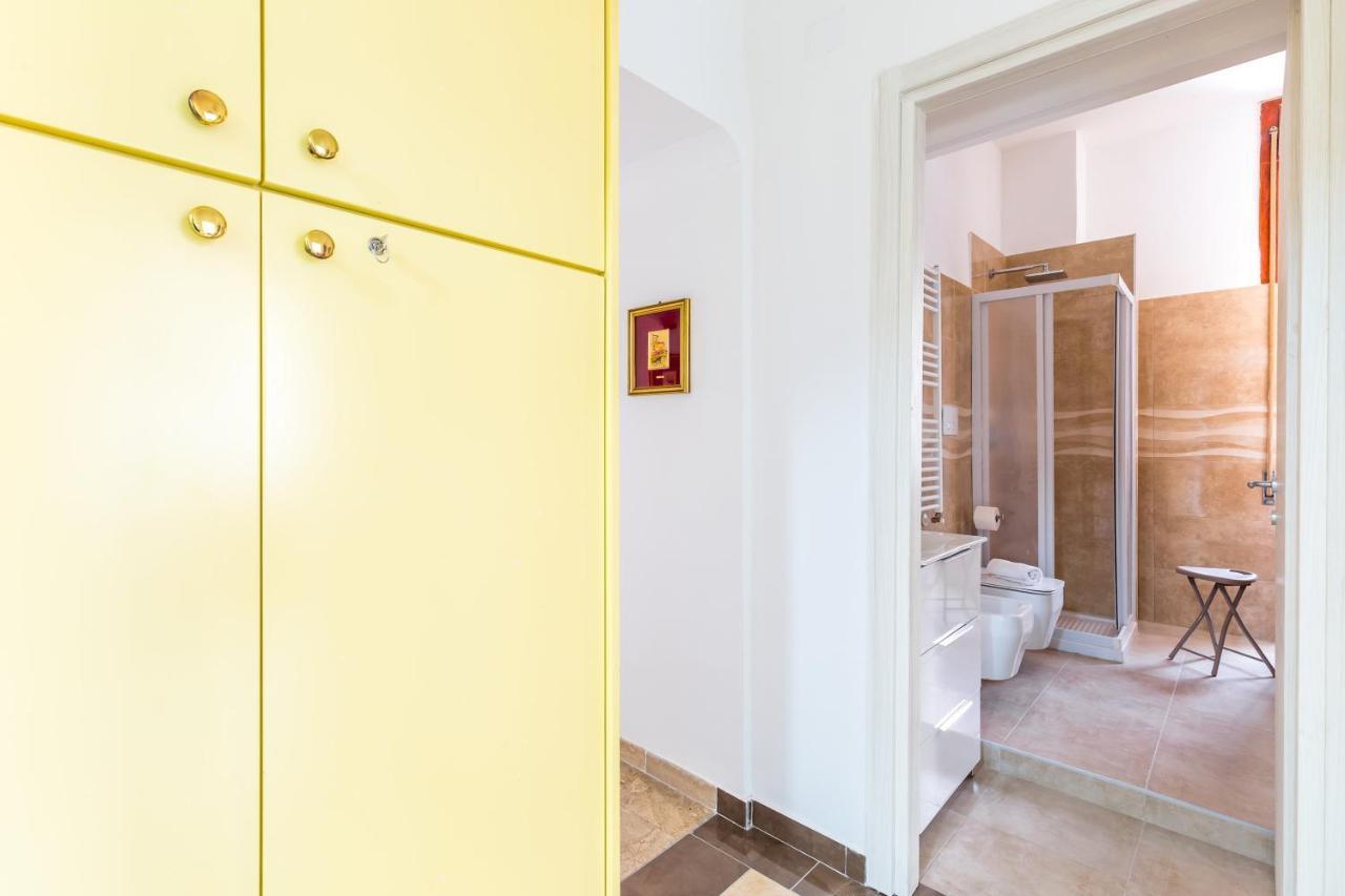 Rione Emanuele III - 4 Bedroom Apartment 나폴리 외부 사진